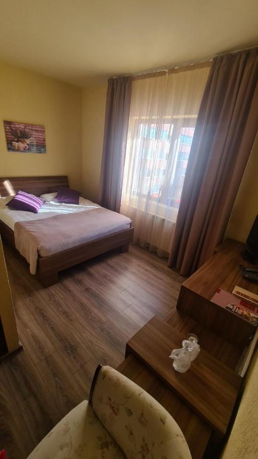 Hotel Gema Брашов Экстерьер фото