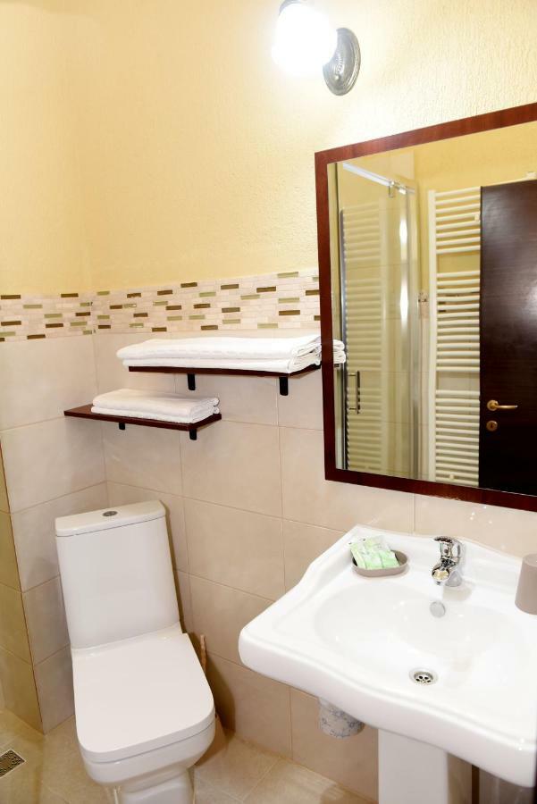 Hotel Gema Брашов Экстерьер фото